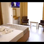 مكان تخييم Gueven *